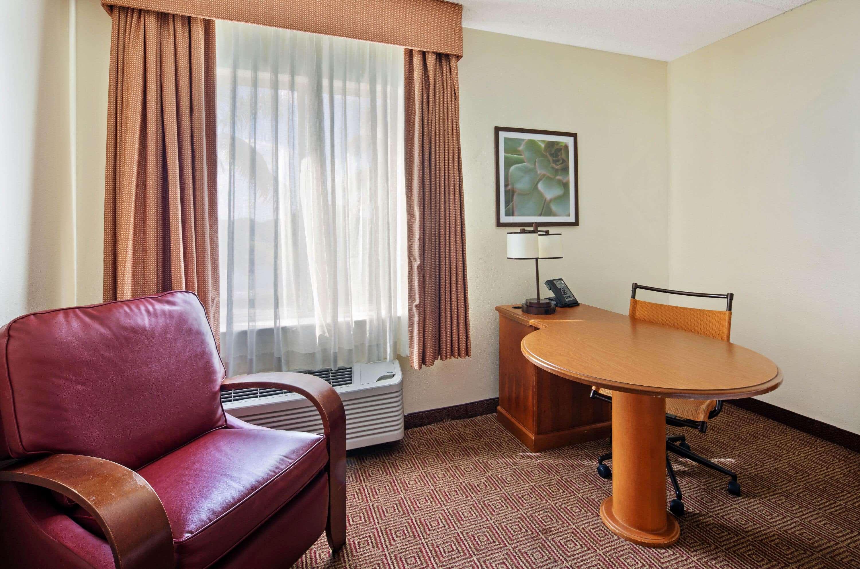 סאנרייז La Quinta Inn & Suites By Wyndham Sawgrass מראה חיצוני תמונה