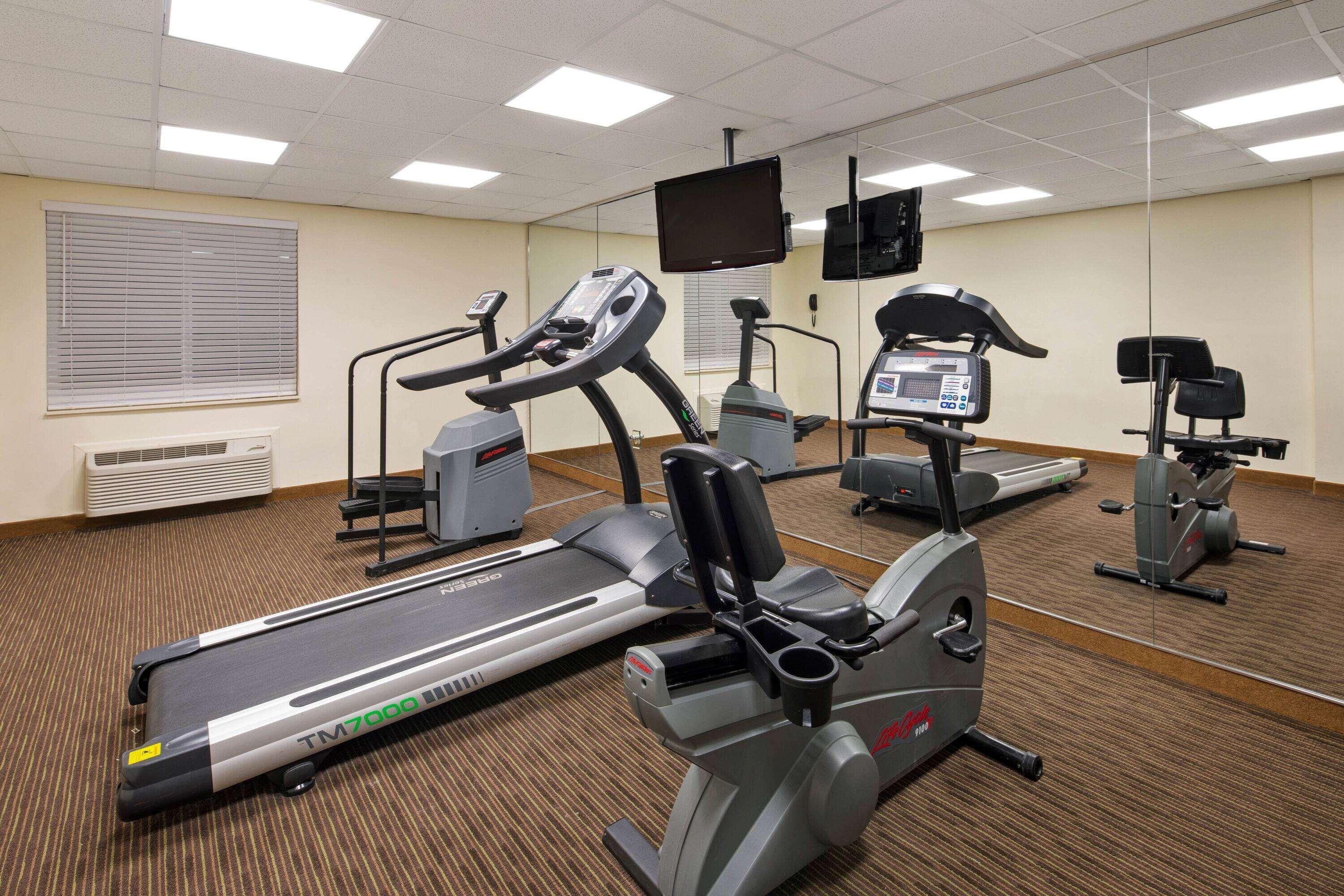 סאנרייז La Quinta Inn & Suites By Wyndham Sawgrass מראה חיצוני תמונה