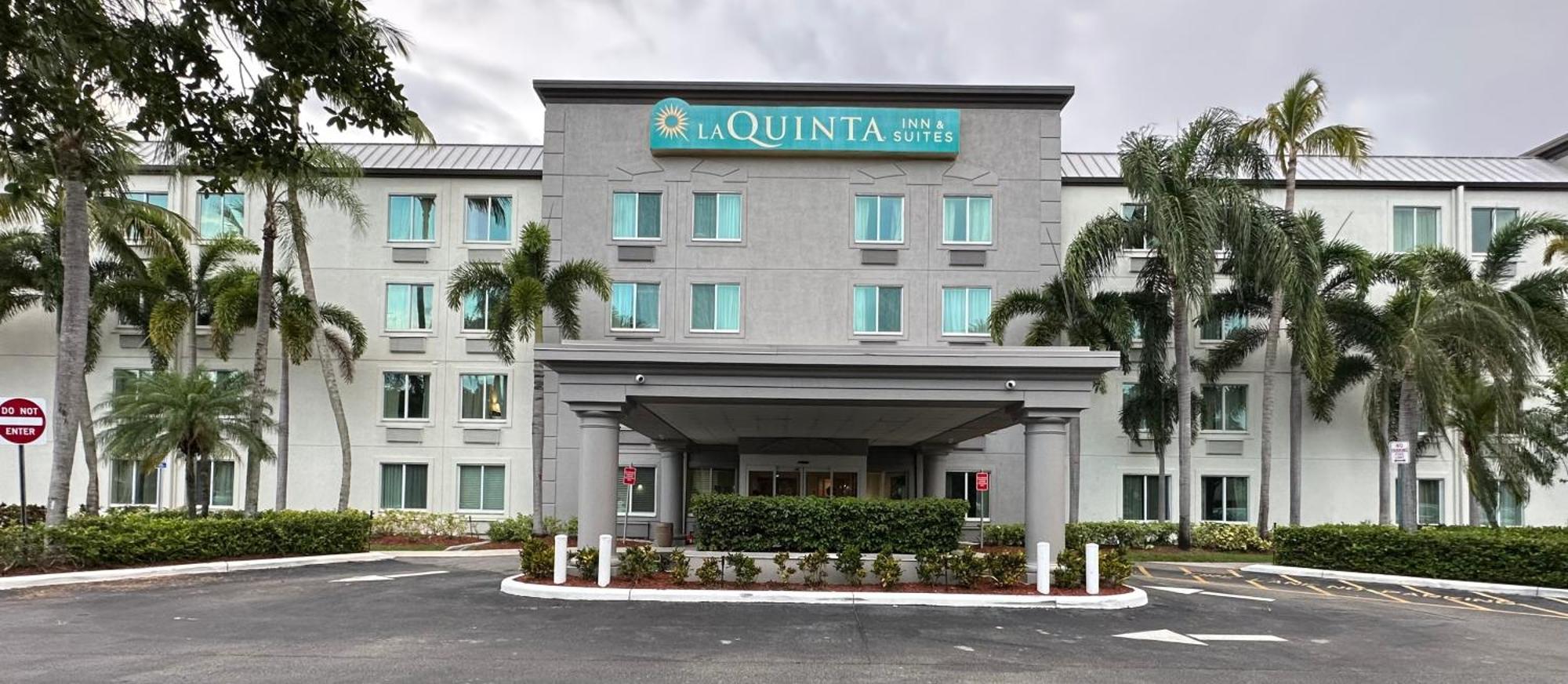 סאנרייז La Quinta Inn & Suites By Wyndham Sawgrass מראה חיצוני תמונה