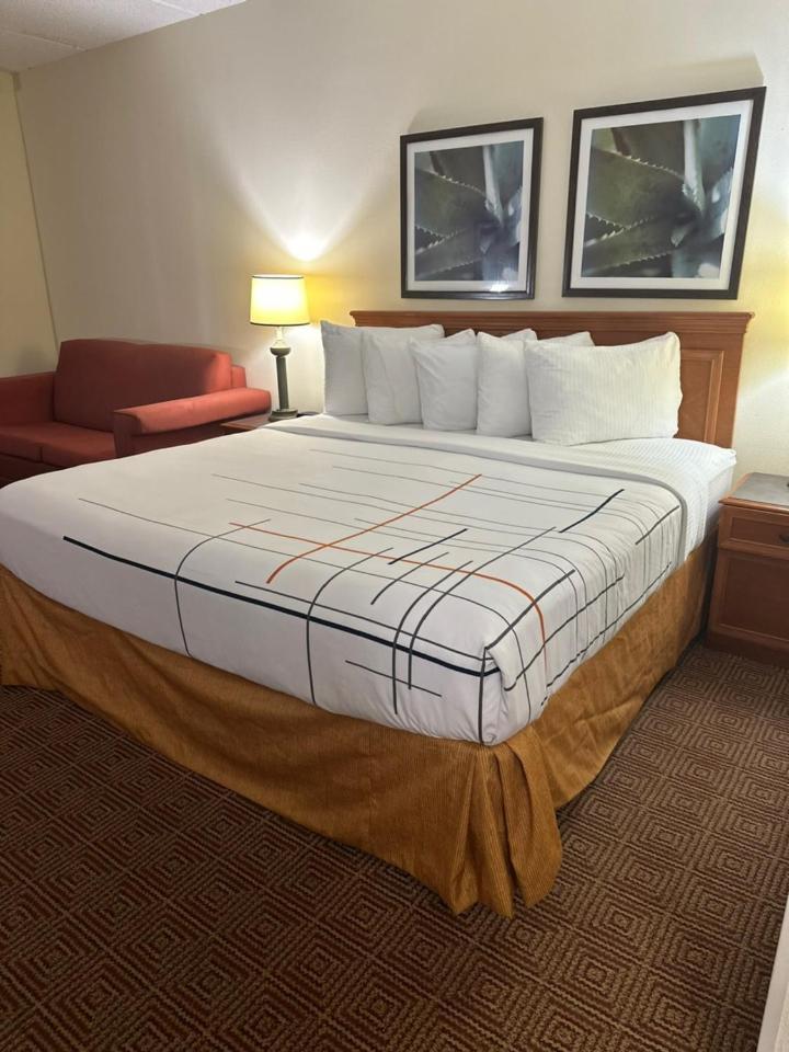 סאנרייז La Quinta Inn & Suites By Wyndham Sawgrass מראה חיצוני תמונה
