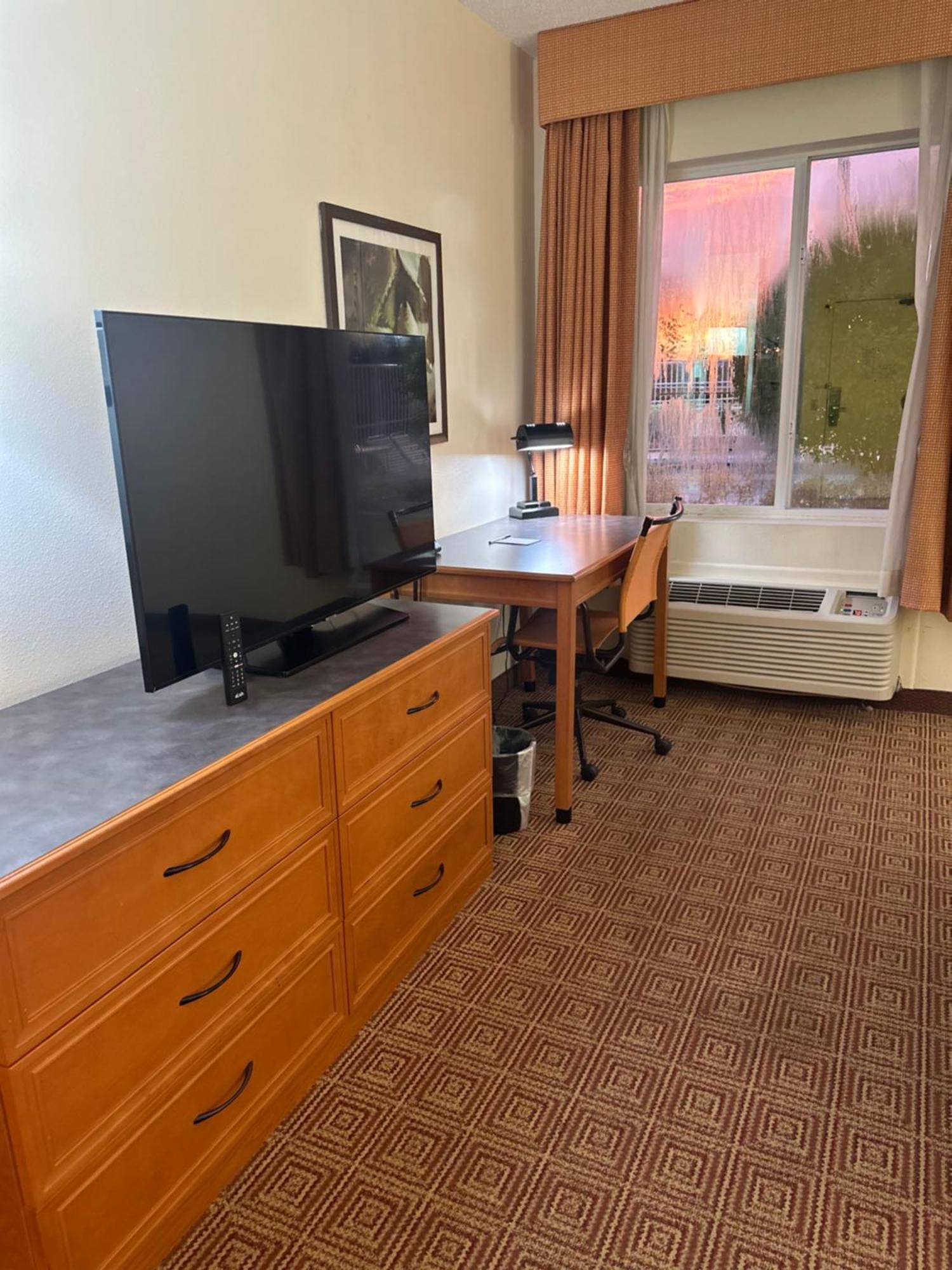 סאנרייז La Quinta Inn & Suites By Wyndham Sawgrass מראה חיצוני תמונה